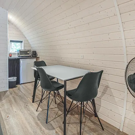 Amazing In Apartment Norre Nebel